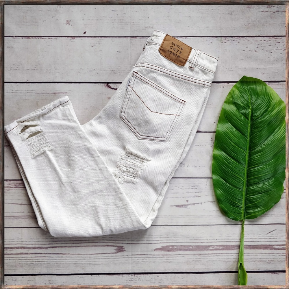 SOMEDAYS LOVIN' White Ripped Boyfriend Jeans XS
